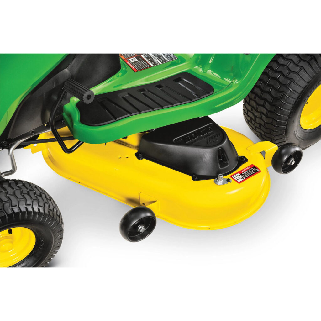 John Deere S140 Ride-on Mower