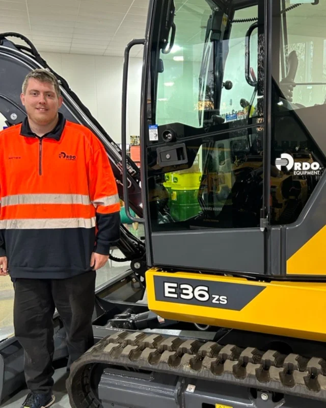 Say hello to Matthew, apprentice parts interpreter at RDO Eastern Creek, and finalist at this year’s John Deere Technician of the Year Awards! 🏆 

Matthew always had a strong desire to work in the construction and earthmoving industries, and took the first step towards this goal back in 2020 starting with RDO Equipment in our first year of business in Australia. 

Three years on, he loves the variety of equipment he gets to work with on a daily basis, has a knack for problem-solving, and embraces the daily challenges of his role, working hard to find solutions for our customers.

Wishing Matthew the best of luck in the Parts Apprentice of the Year category. 

#RDOequipmentau #johndeere #deere