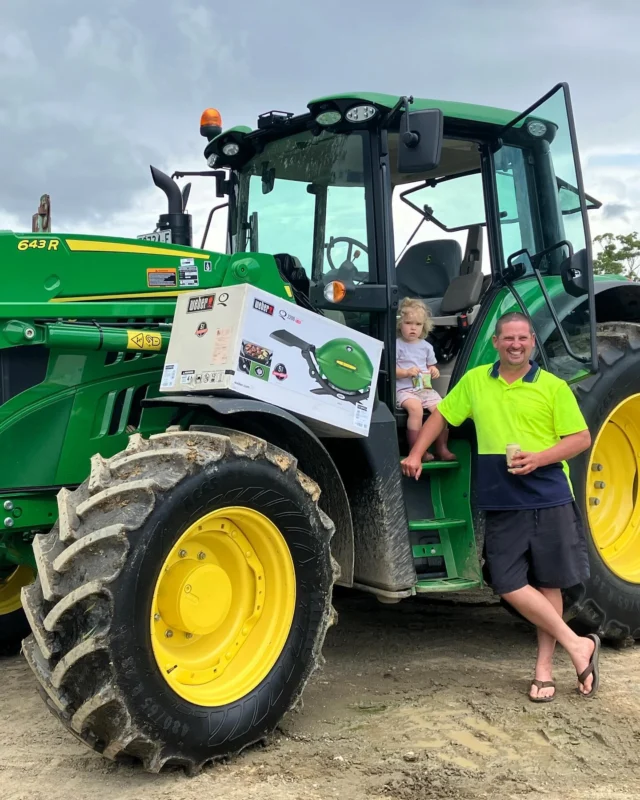 A new 6140M tractor and John Deere WeberQ for Matt in Taree, NSW – you can’t fake a smile like that! 😄
 
Matt was our November winner of the WeberQ comp for getting a quote through John Deere Financial. Enjoy the new workhorse mate! 🚜
 
#RDOequipmentau