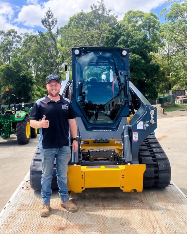 Congratulations to CWJ Earthmoving on the new 333G Compact Track Loader! Welcome to the RDO family mate 🥳

#RDOequipmentau