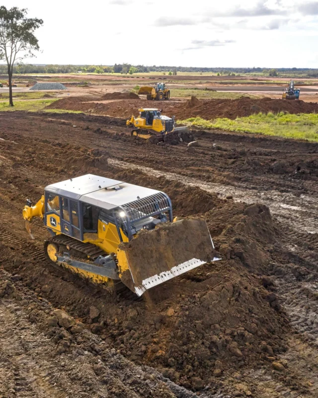 RDO DIG DAYZ – DEMO EVENT IN TOOWOOMBA! 🚜
 
Join us NEXT WEEK for a week of demonstrating a line-up of John Deere construction gear including:
 
➖E380 Mid-Sized Excavator
➖1050K Dozer
➖672GP SmartGrade Grader
➖744L Wheel Loader
 
When: Tuesday, 30 April to Friday, 3 May. 

Register to book your machines and days + find out more – link in bio 🔗

#RDOequipmentau #RDODigDayz