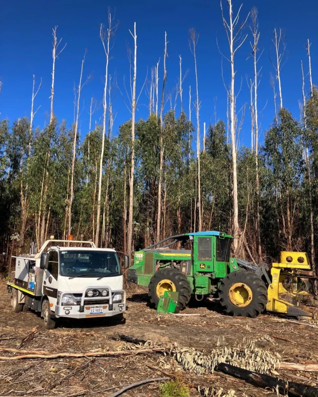 Morning service works on Kangaroo Island for our SA tech crew 🦘

📸 Craig, RDO Adelaide