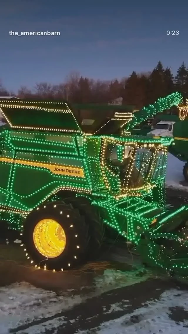 ‘TIS THE SEASON ✨🎄 #johndeere

🎥 @the_americanbarn