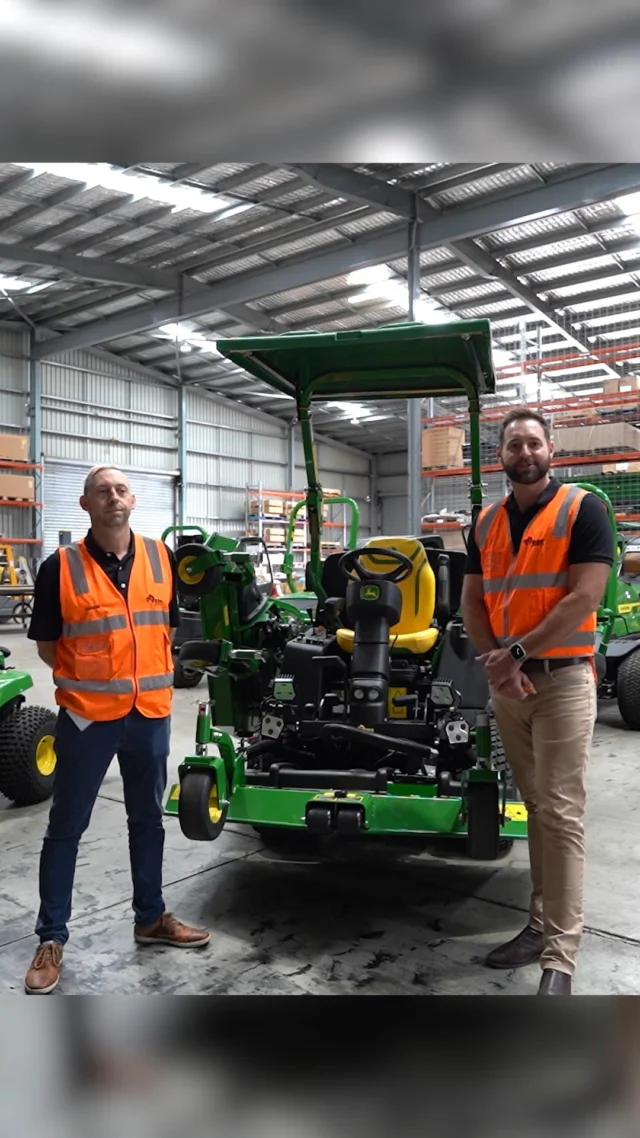 Derek from RDO Equipment chats with Graeme about golf and sports turf at our Yatala Branch. 🏌️‍♂️🌱

From GPS sprayers to mowers, Graeme's has Queensland covered. Have questions? Visit us at RDO Equipment Yatala!

#Golf #Turf #Yatala